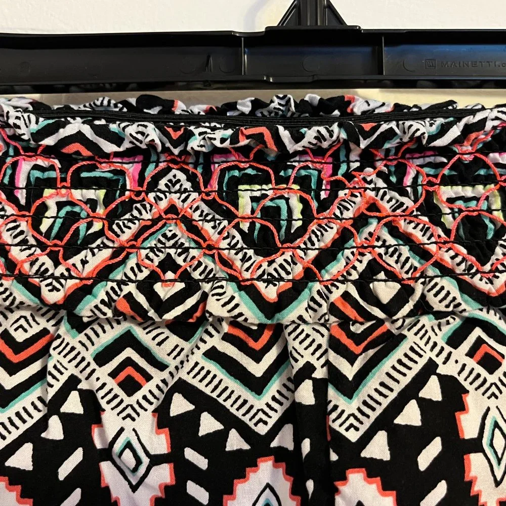 NWOT Justice Aztec patterned short size 12